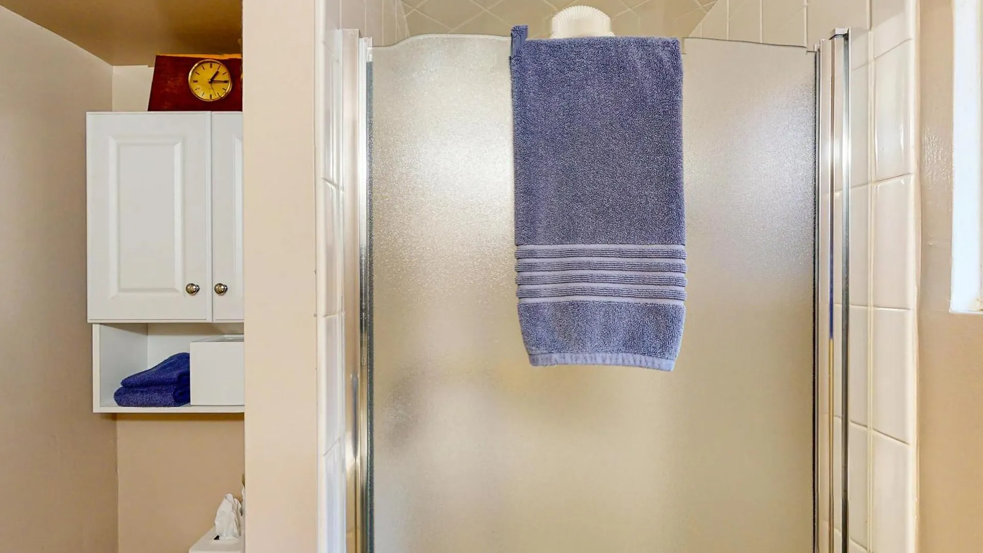 Elati Guesthouse Denver
